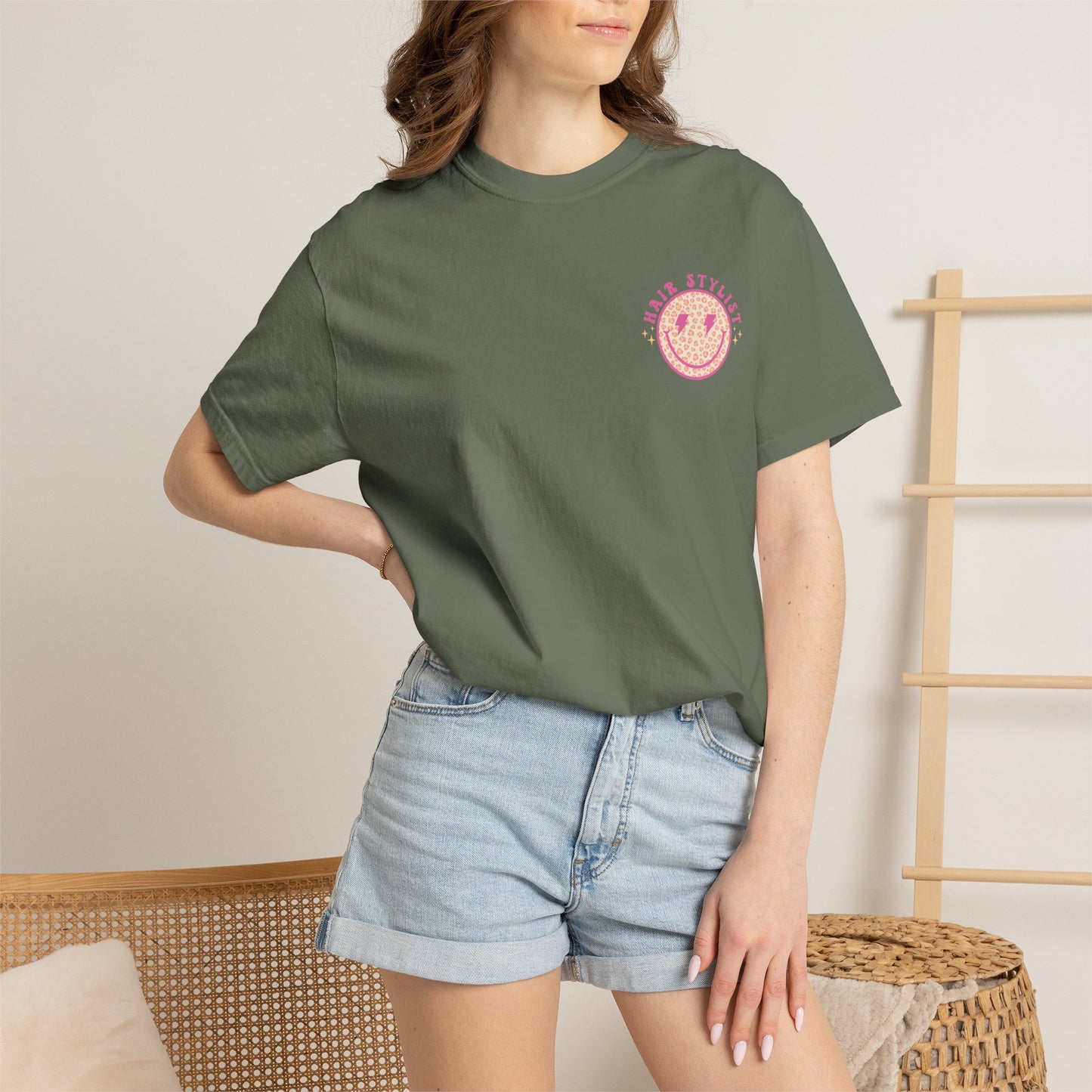 Hair Stylist Smiley T-Shirt — Pink Leopard Smiley Tee for Hairdressers