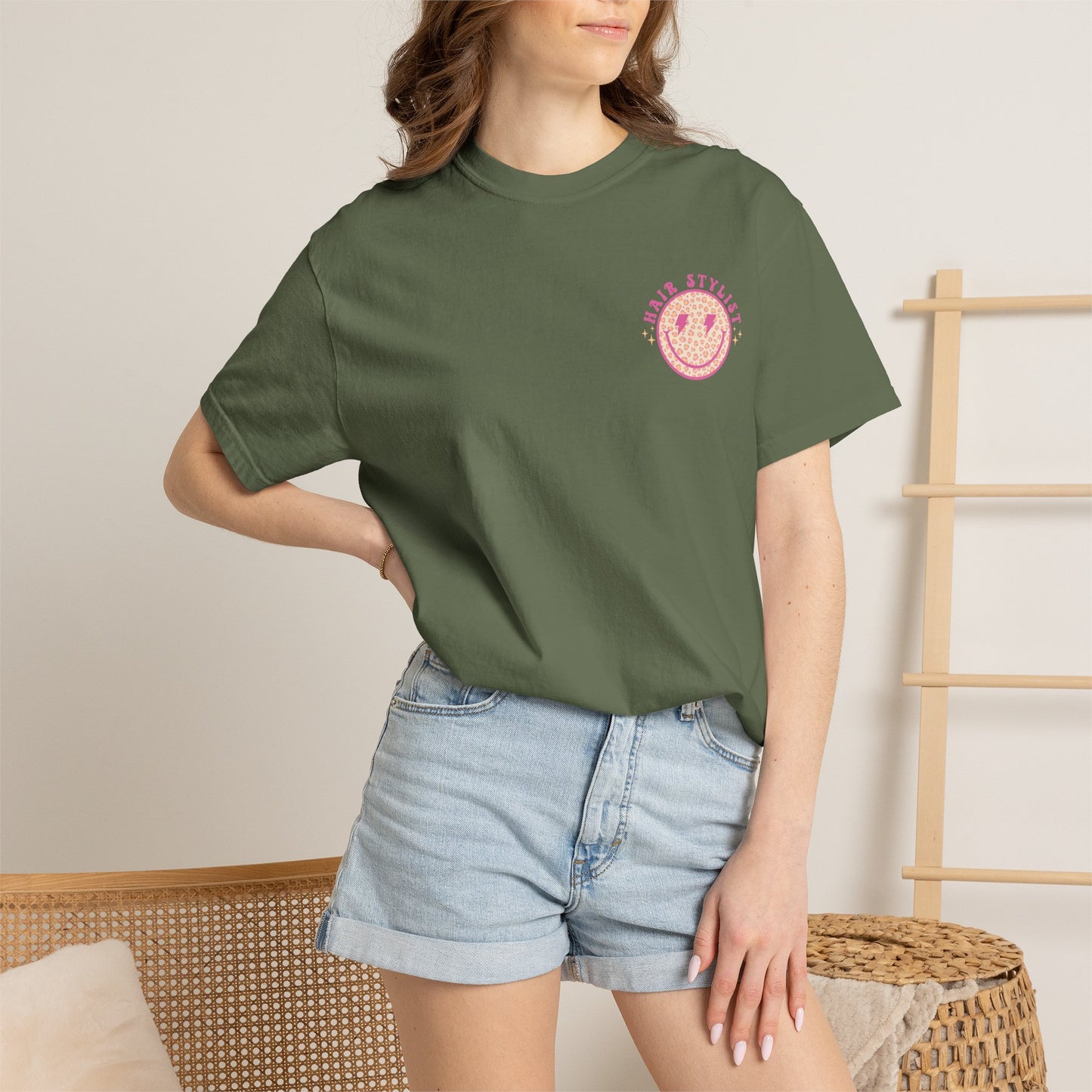 Hair Stylist Smiley T-Shirt — Pink Leopard Smiley Tee for Hairdressers