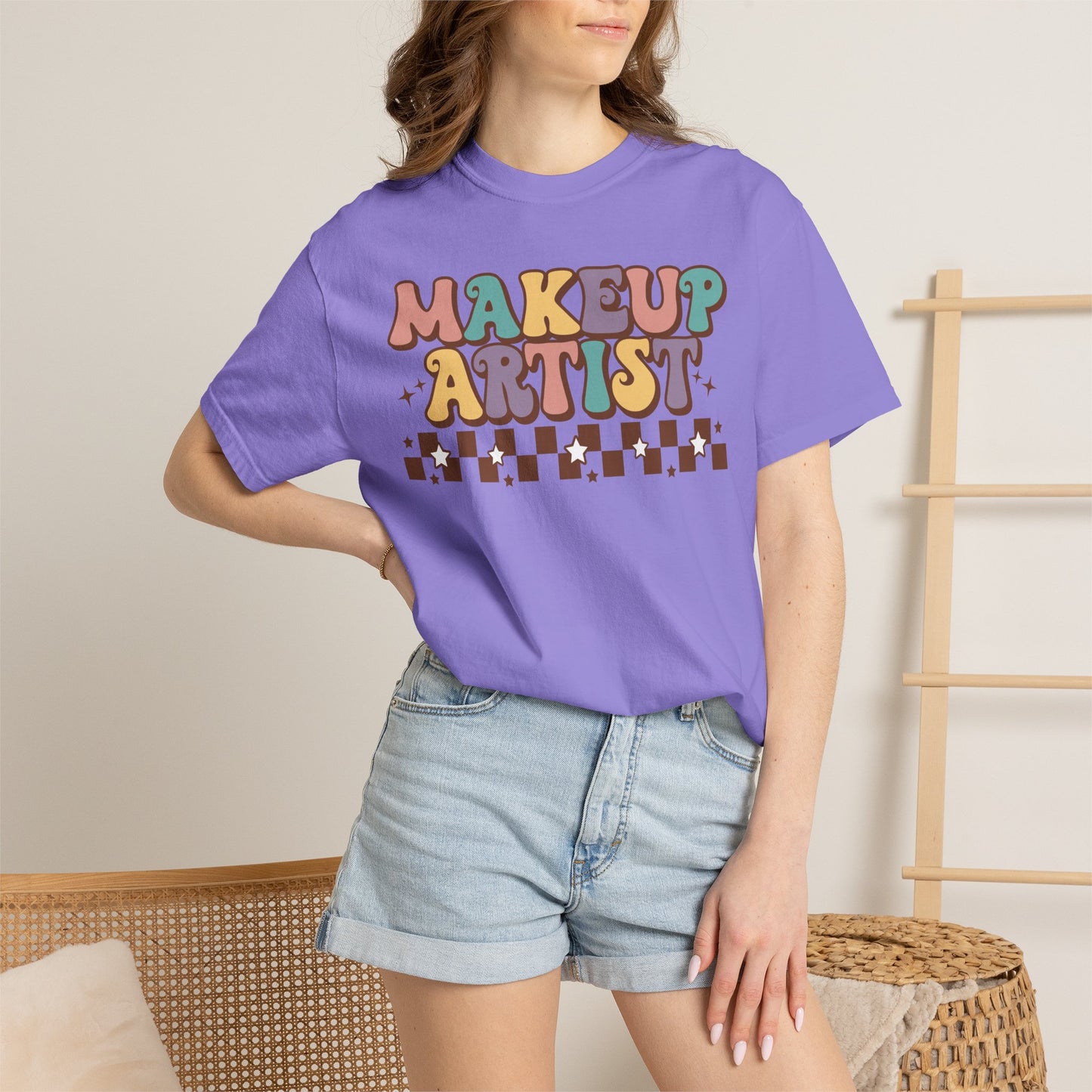 Makeup Artist Retro Graphic T-Shirt