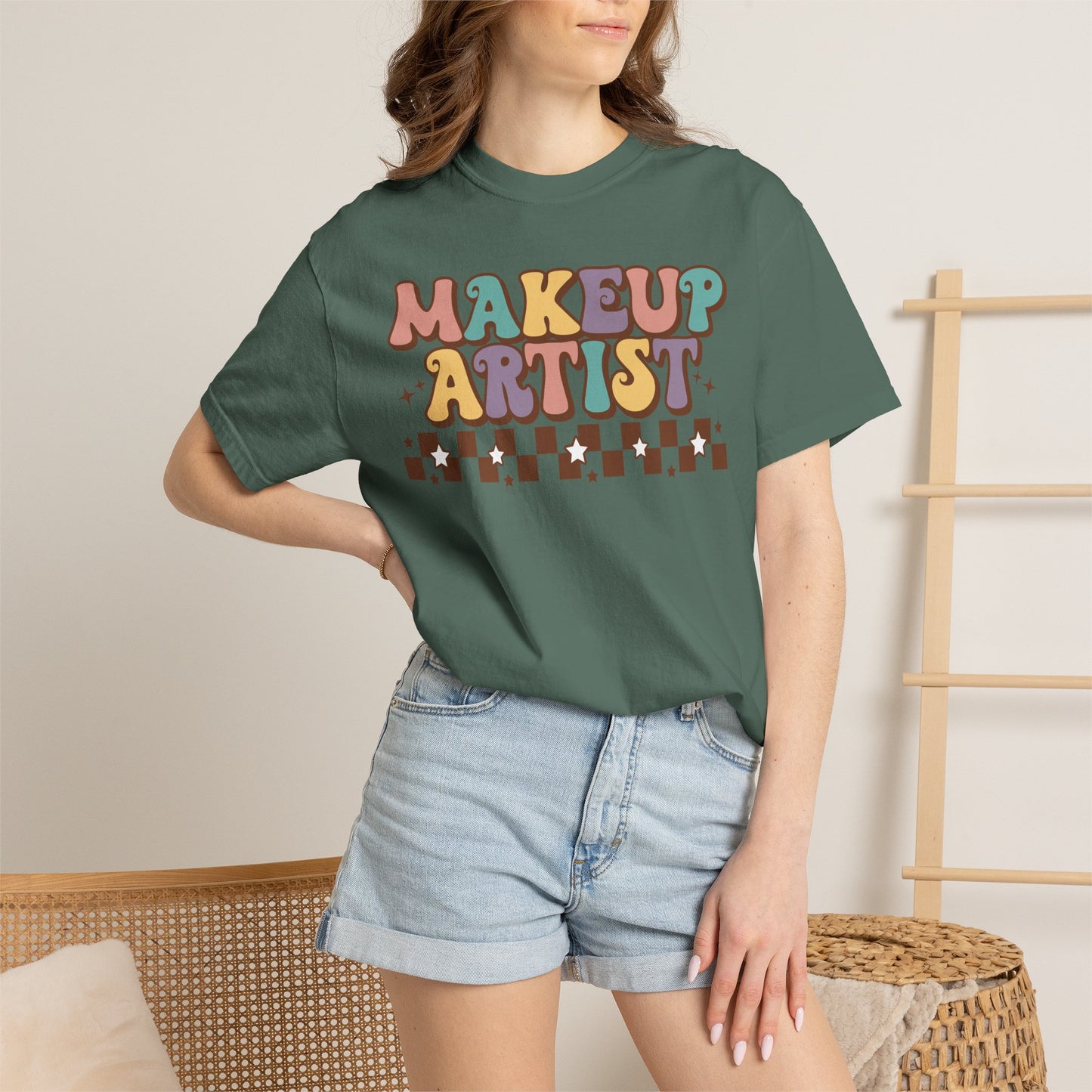 Makeup Artist Retro Graphic T-Shirt