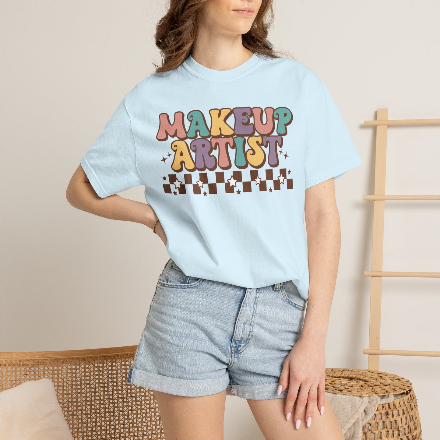 Makeup Artist Retro Graphic T-Shirt