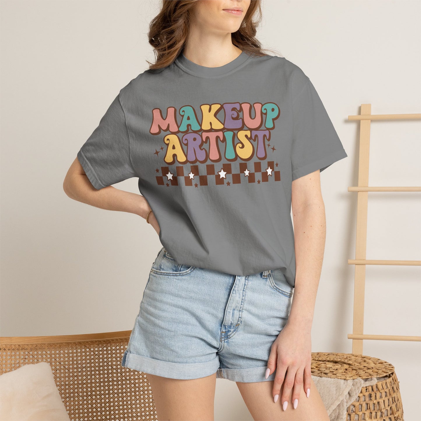 Makeup Artist Retro Graphic T-Shirt