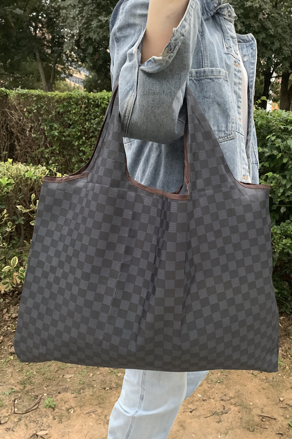 Coffee Trendy Checkered Pattern Large Portable Tote Bag